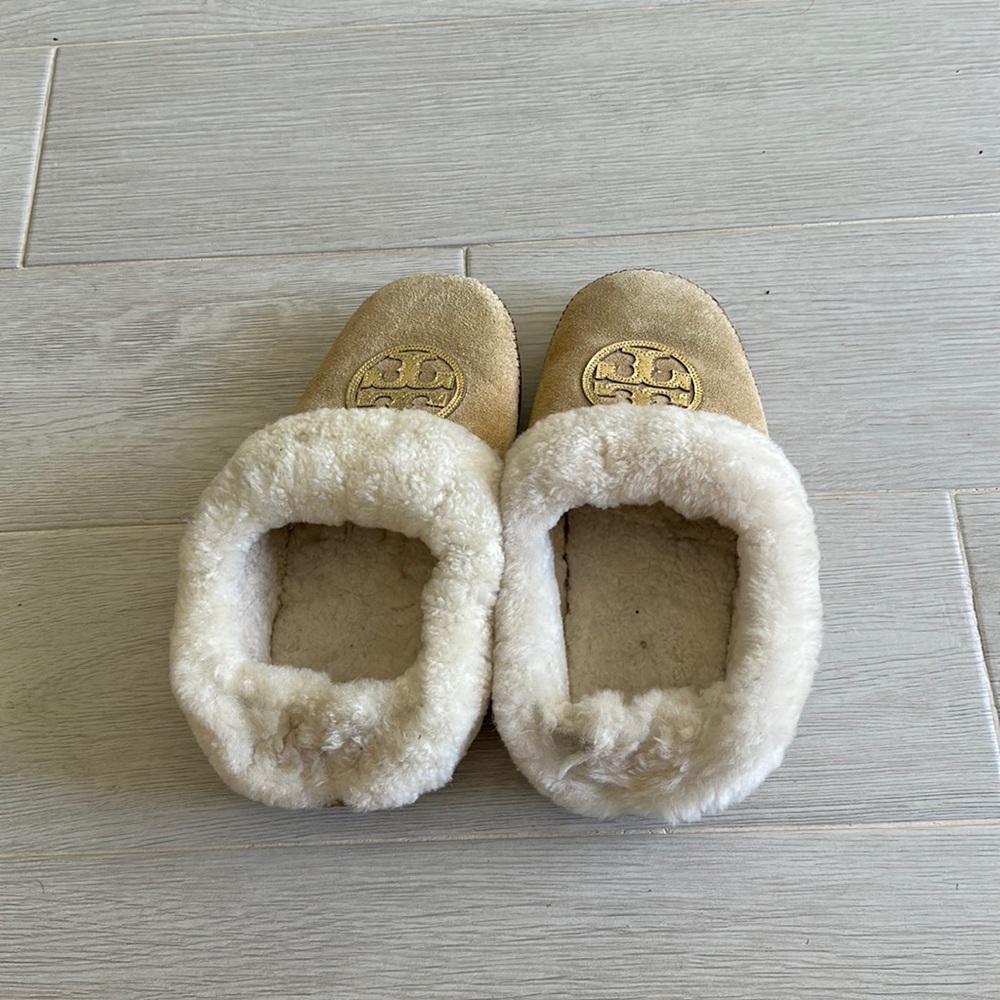 Tory Burch Faux fur slides / slippers / shoes